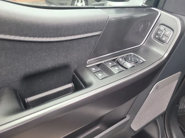 New 2026 Silver Metallic Ford Lariat image 17