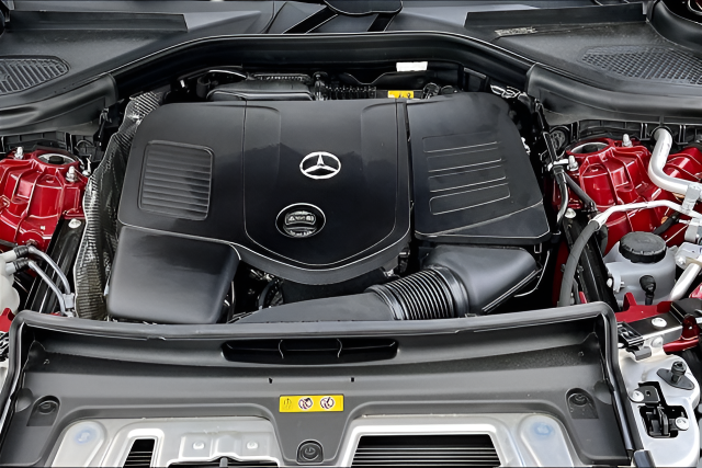 Certified Used 2026 Red Mercedes-Benz GLC 300 image 29