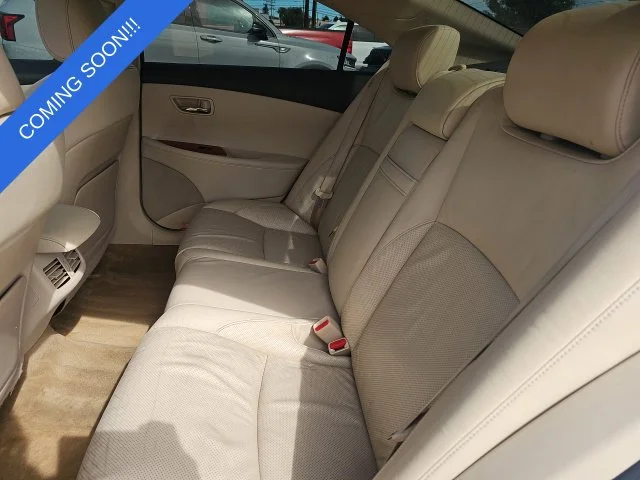 Used 2011 White Lexus 350 image 17