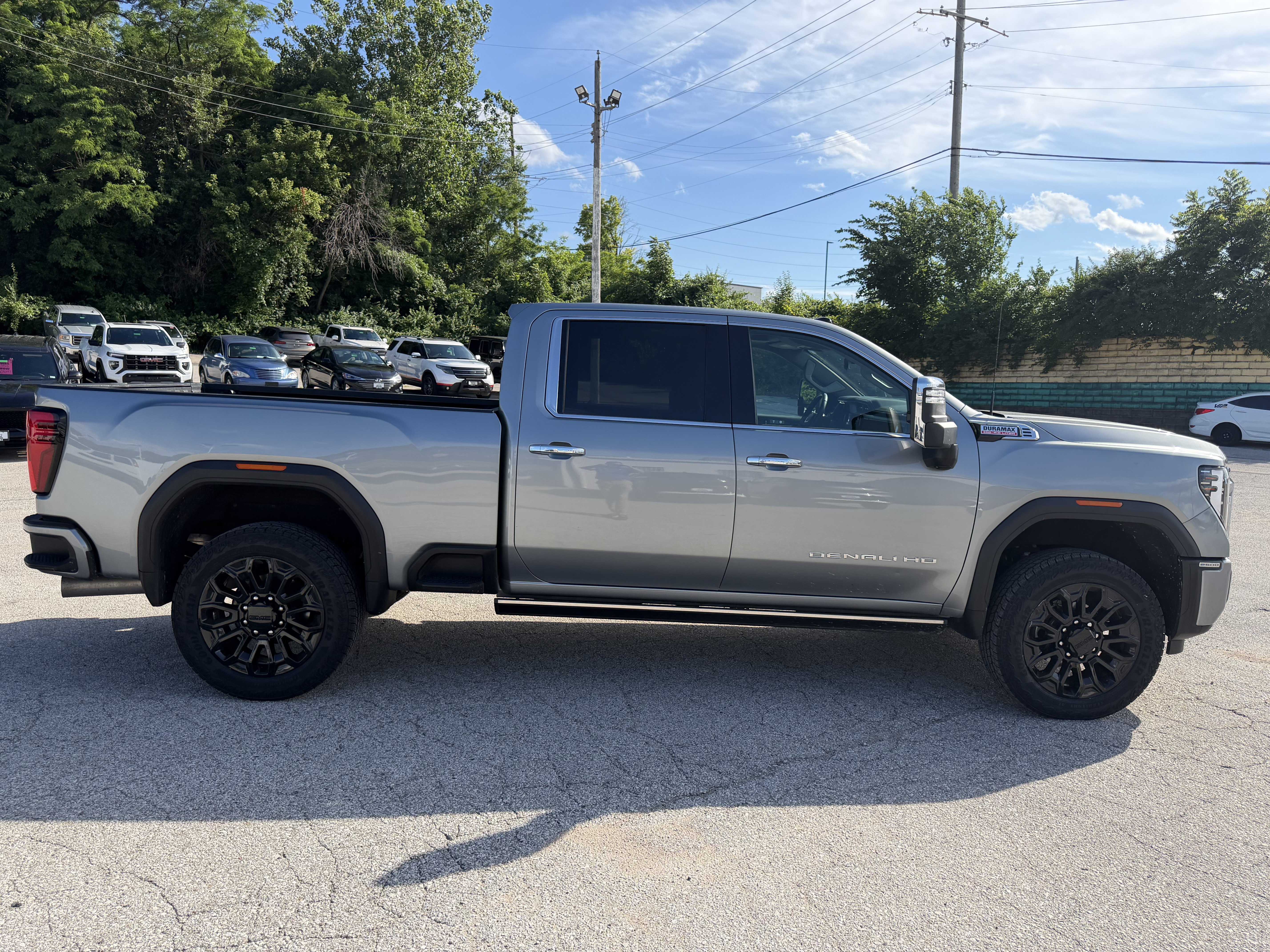 Used 2024 Sterling Metallic GMC Denali image 8