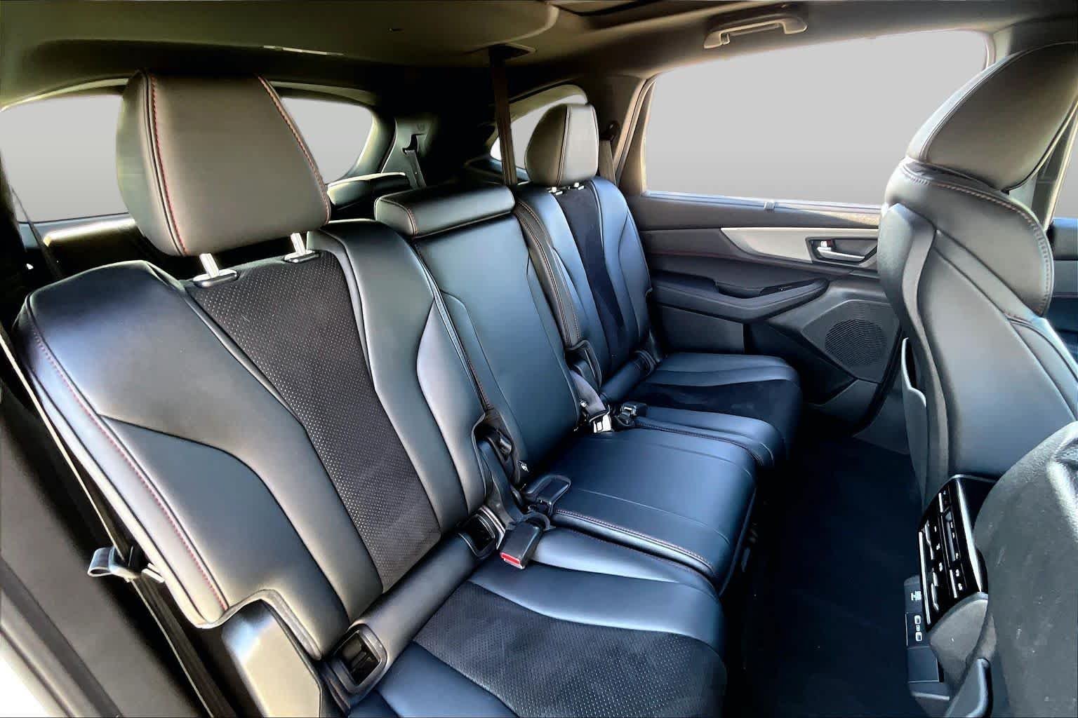 Used 2022 Platinum White Pearl Acura w/A-Spec Package image 18