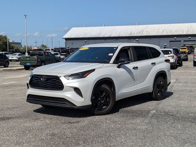 2023 Toyota Highlander L