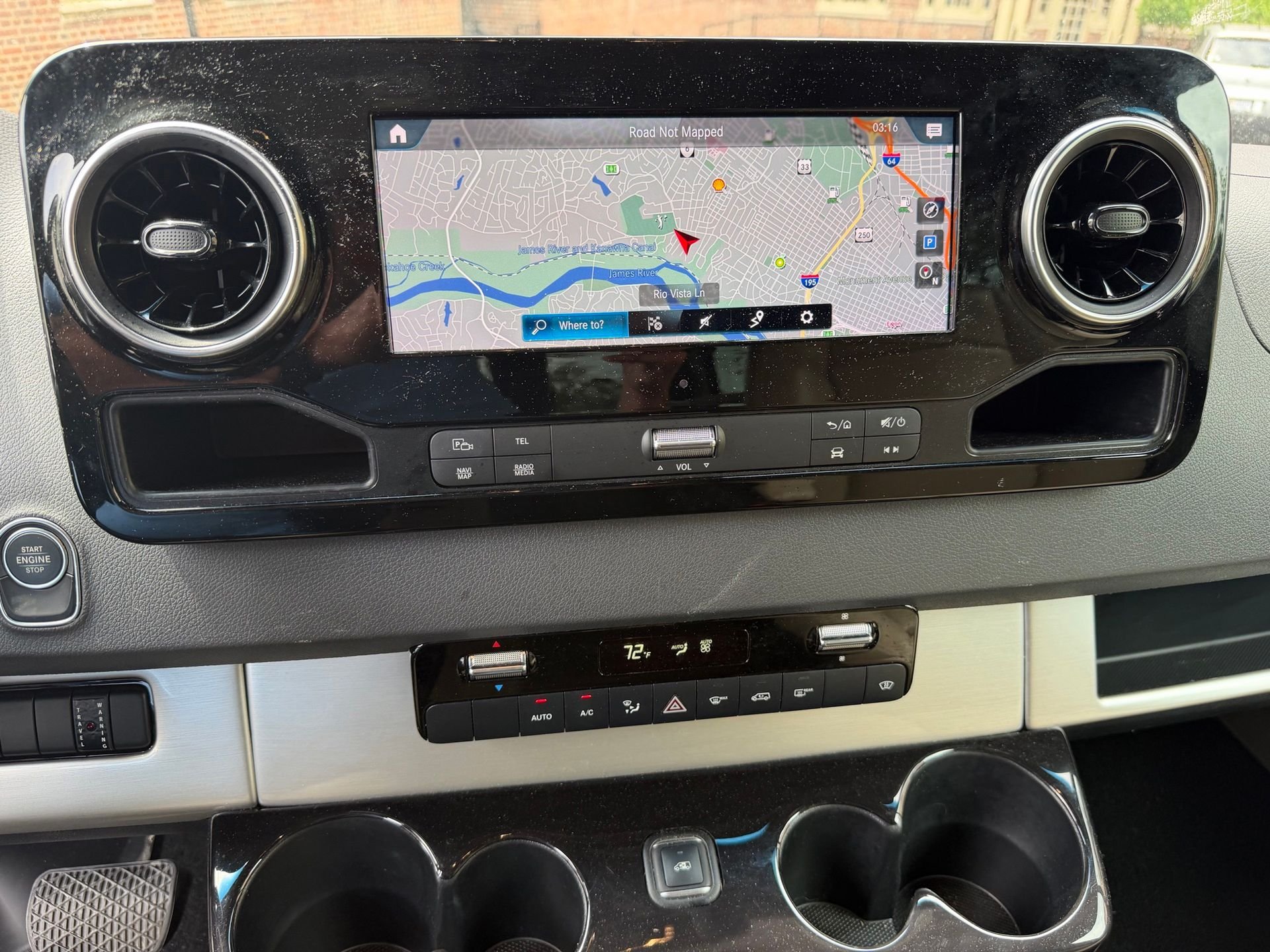 Used 2022  Mercedes-Benz AIRSTREAM INTERSTATE 19 image 10