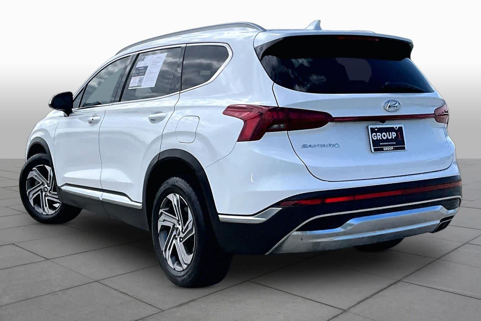 Used 2022 Quartz White Hyundai SEL image 11