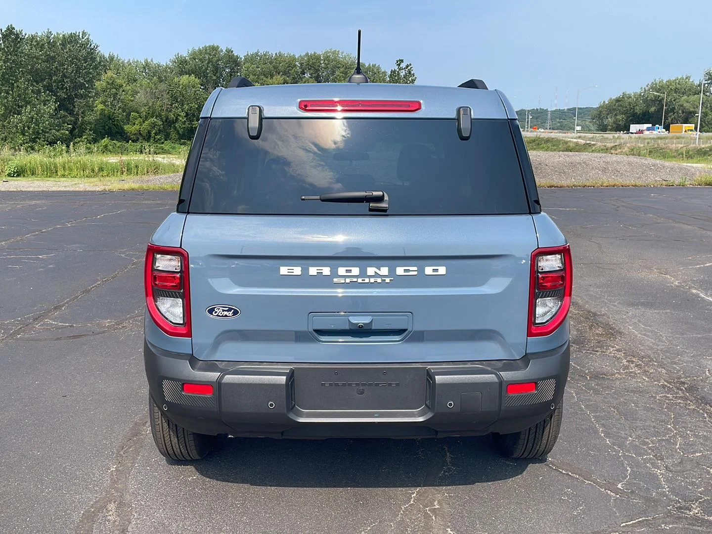 New 2026 Azure Gray Metallic Tri-Coat Ford Big Bend image 28