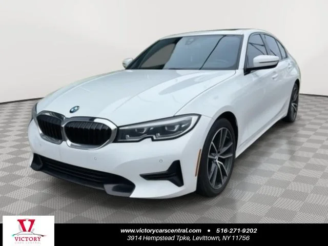 Used 2022 White BMW 330i image 1