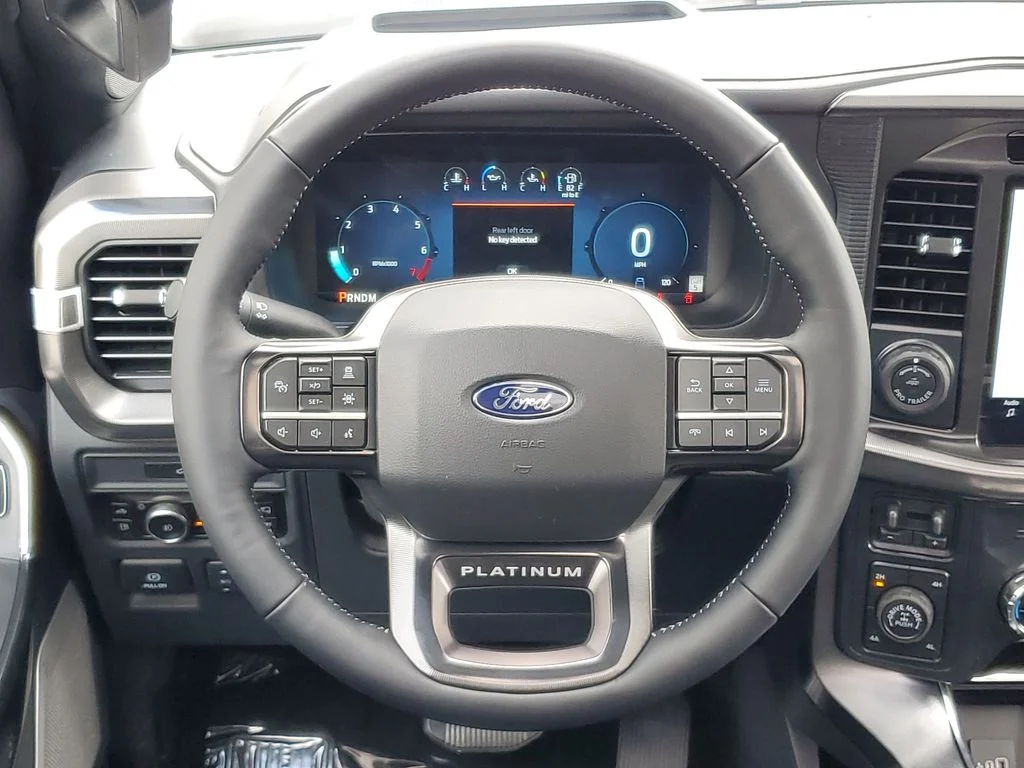 New 2026 Star White Metallic Tri-Coat Ford Platinum® image 24