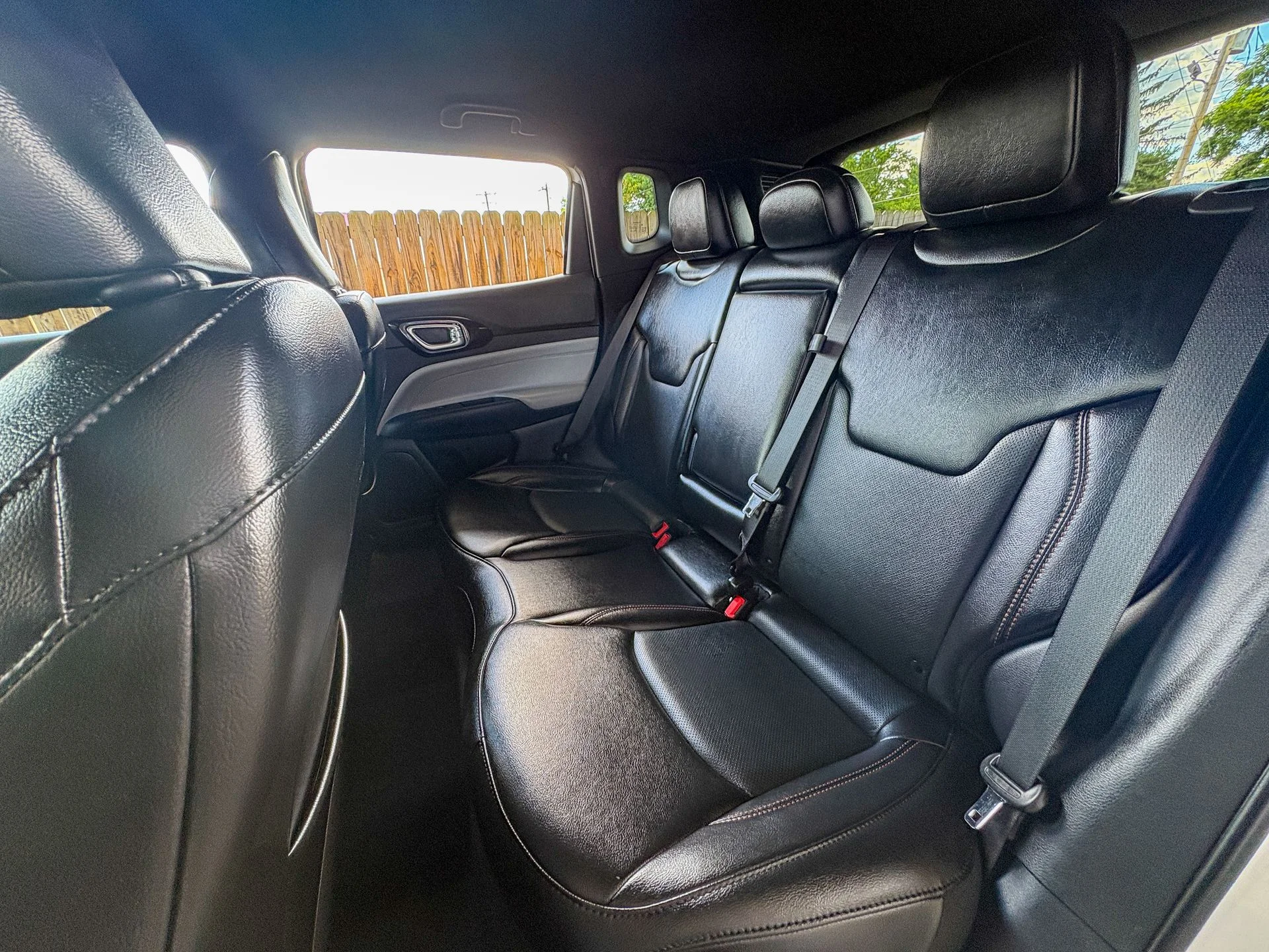 Used 2023 White Jeep Limited image 25
