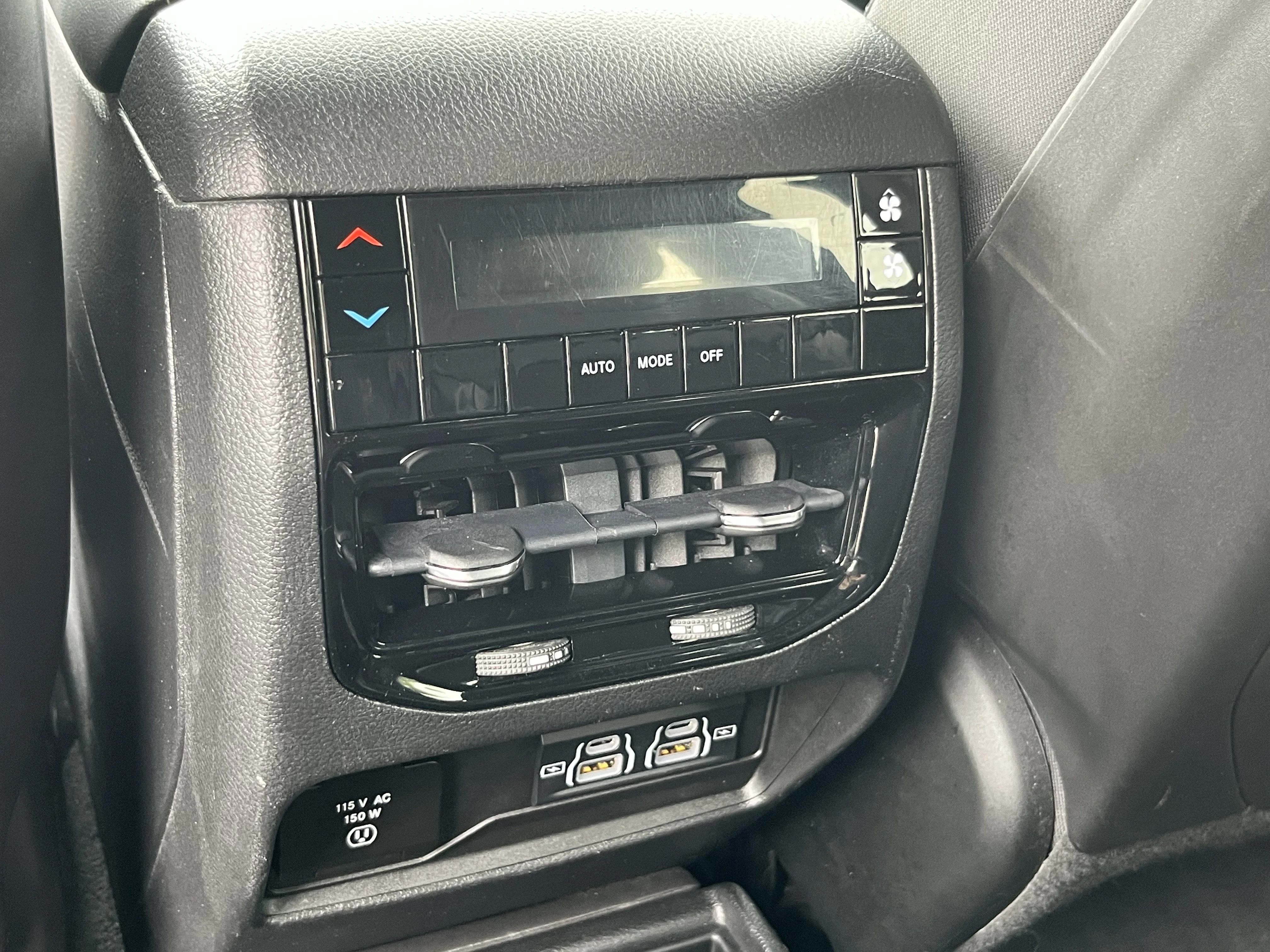 Used 2022 Bright White Clearcoat Jeep Altitude image 16