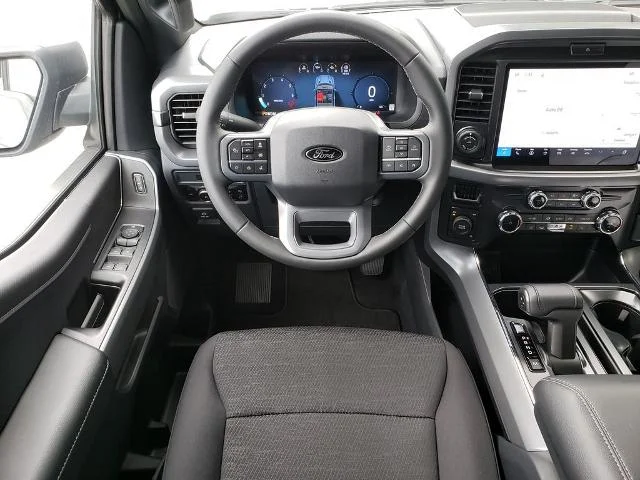 New 2026 Iconic Silver Metallic Ford XLT image 16