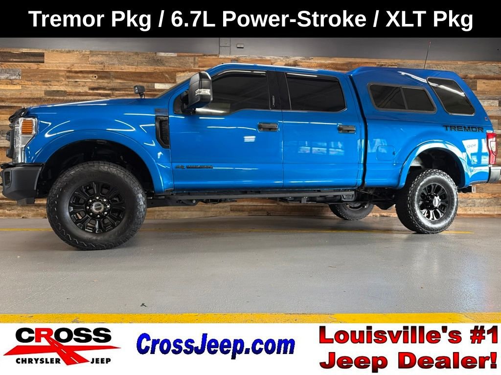 Used 2020 Blue Metallic Ford XLT image 1