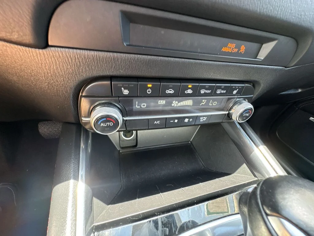 Used 2024 Gray Mazda 2.5 S Carbon Edition image 18