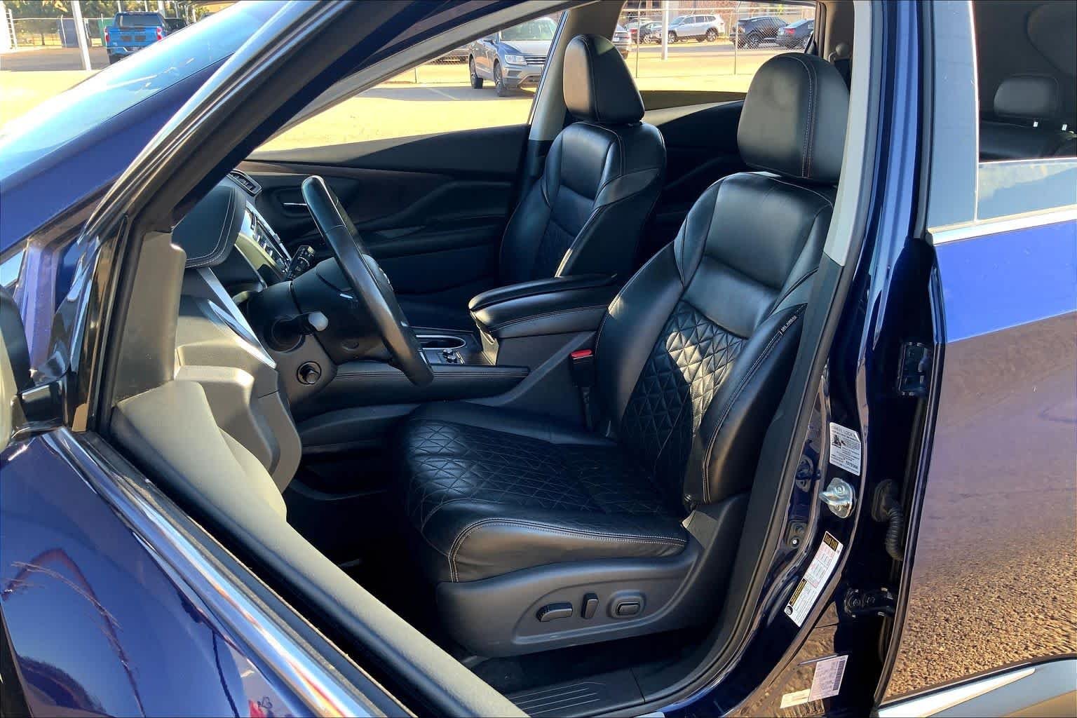 Used 2023 Deep Ocean Blue Pearl Nissan Platinum image 8