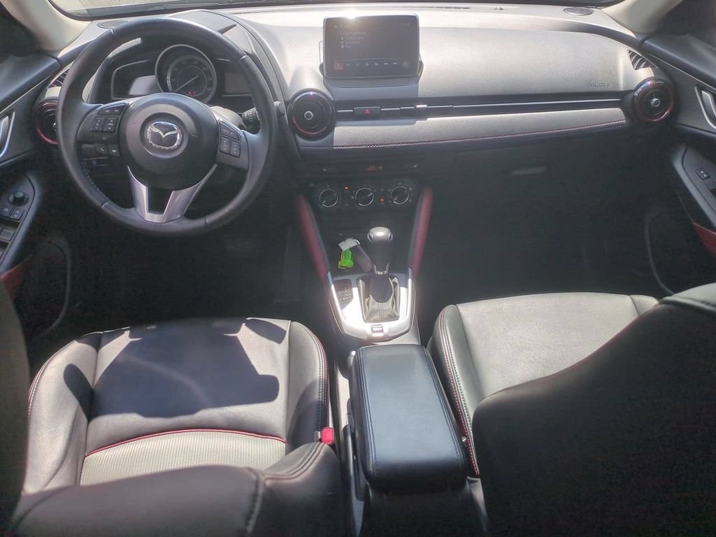 Used 2016 White Mazda Touring image 24