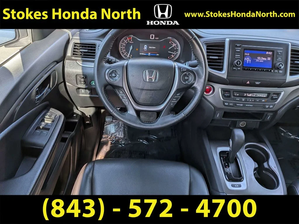 Used 2017  Honda RTL image 16