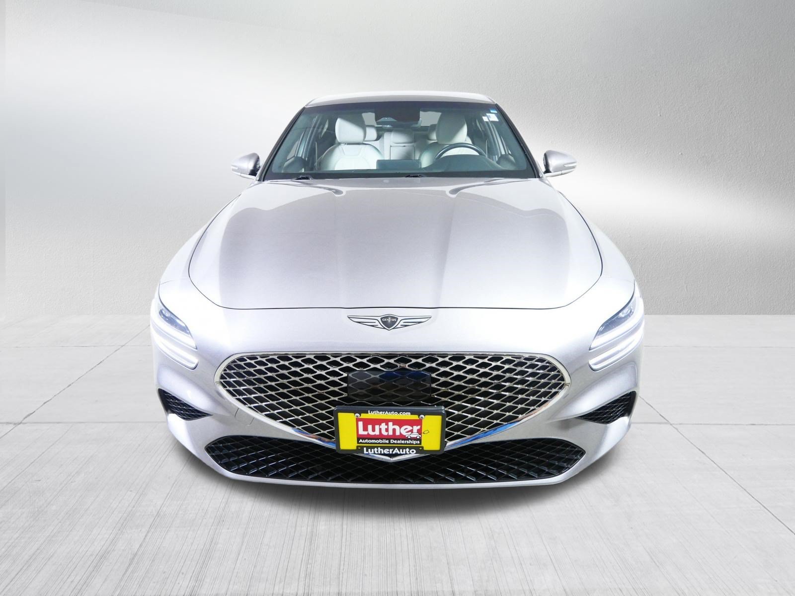 Certified Used 2024 Savile Silver Genesis 2.5T image 2