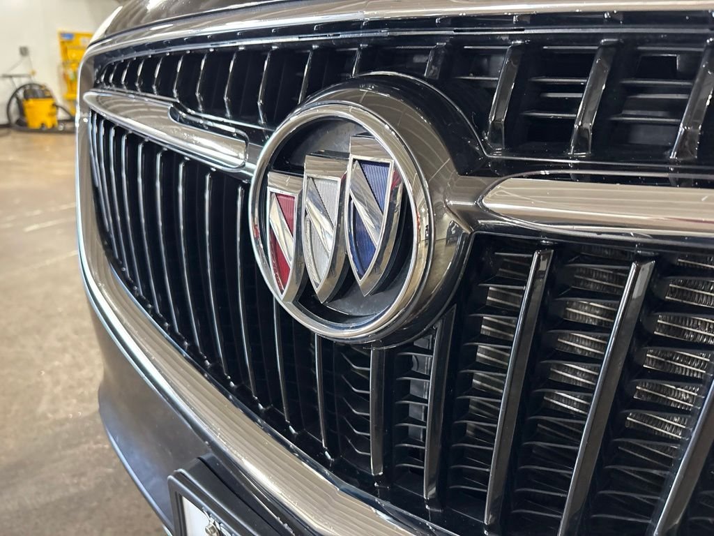 Used 2021 Black Buick Essence image 9