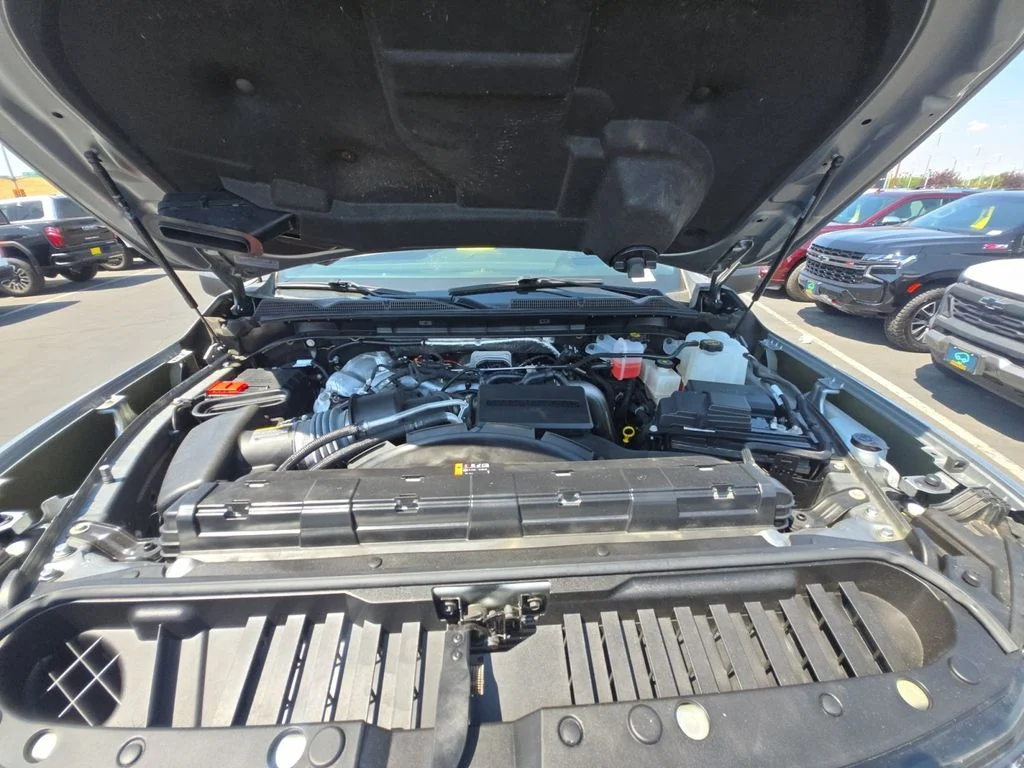 Used 2024 Silver GMC Denali Ultimate image 24