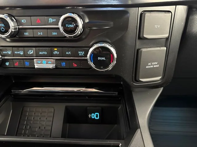 New 2026 Oxford White Ford Lariat image 17
