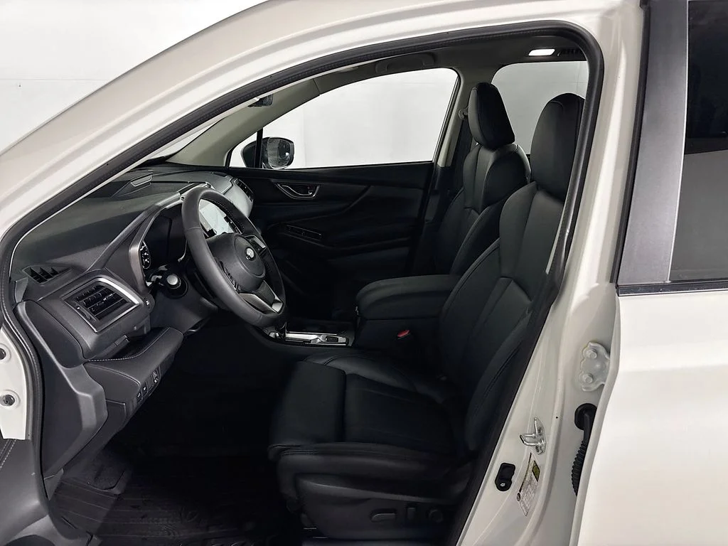 New 2026 CRYSTAL WHITE PEARL Subaru Touring 7-Passenger image 11