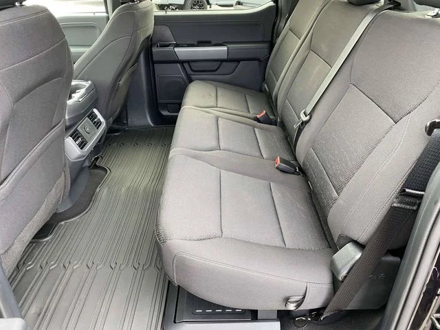 2025 Ford F-150 XLT - Photo 13