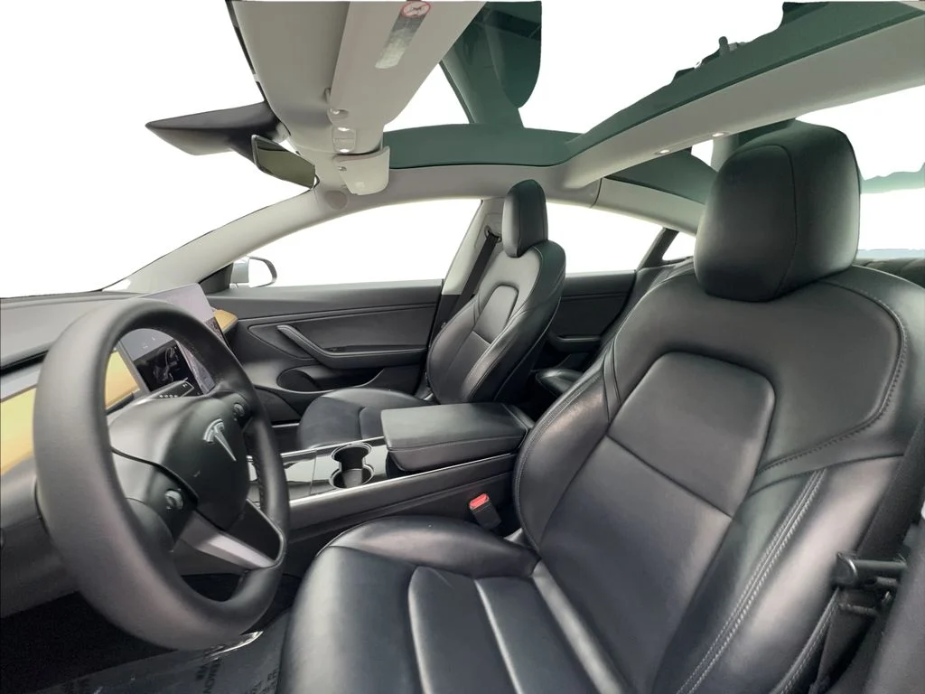 Used 2020 Gray Tesla Long Range image 17