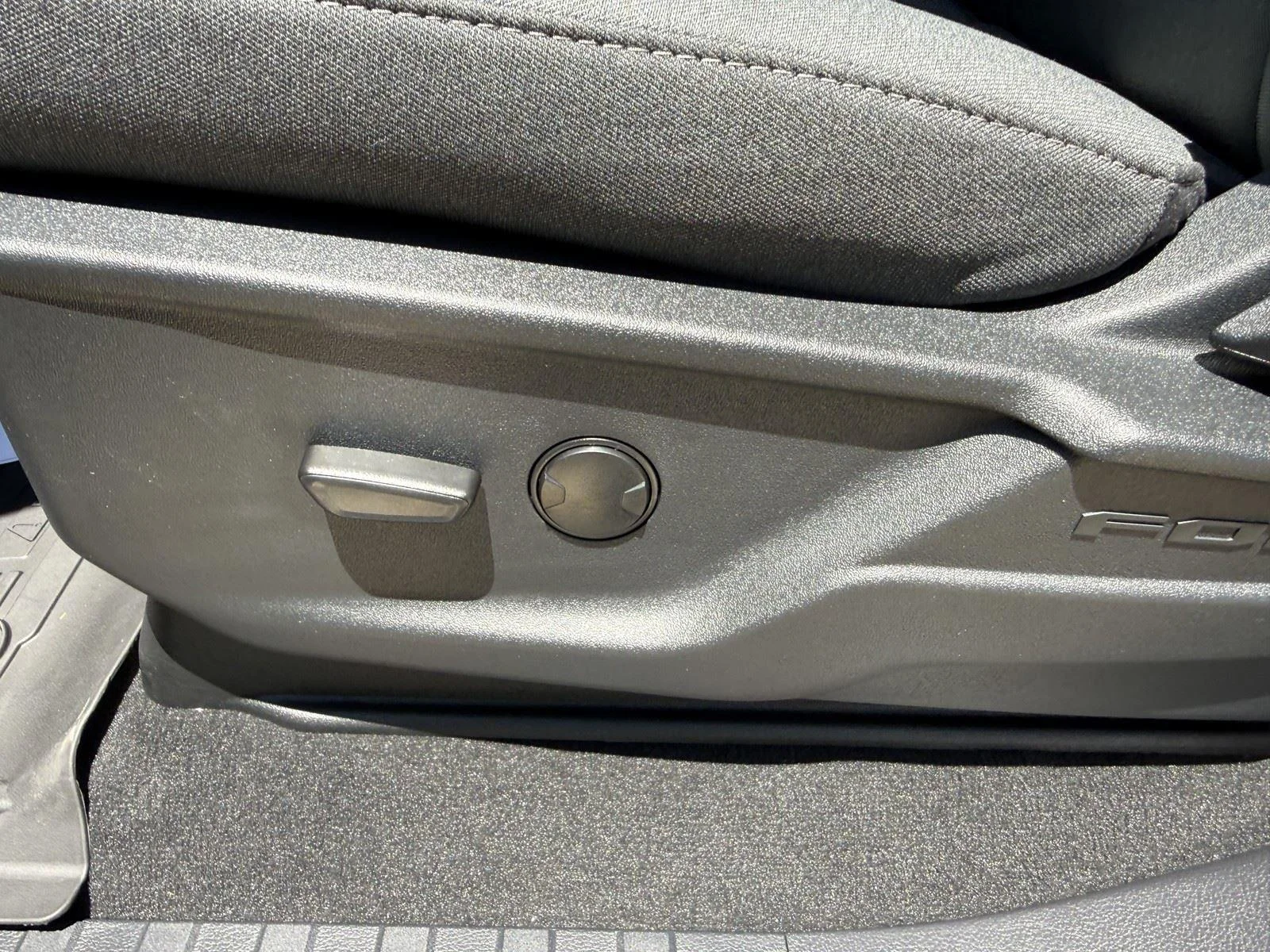New 2026 Agate Black Metallic Ford F-250® XLT image 17