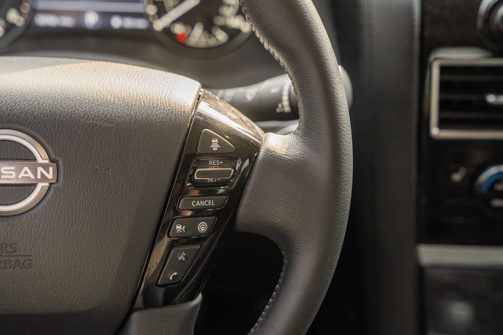 2023 Nissan Armada SV - Photo 32