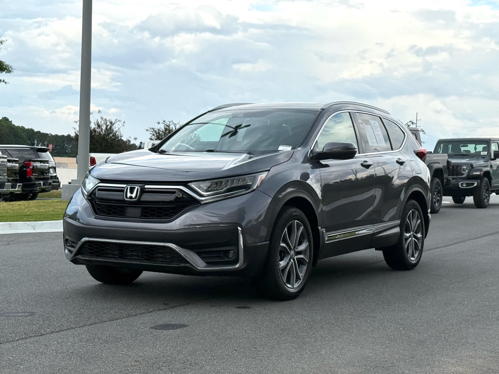 2022 Honda CR-V Touring AWD's photo