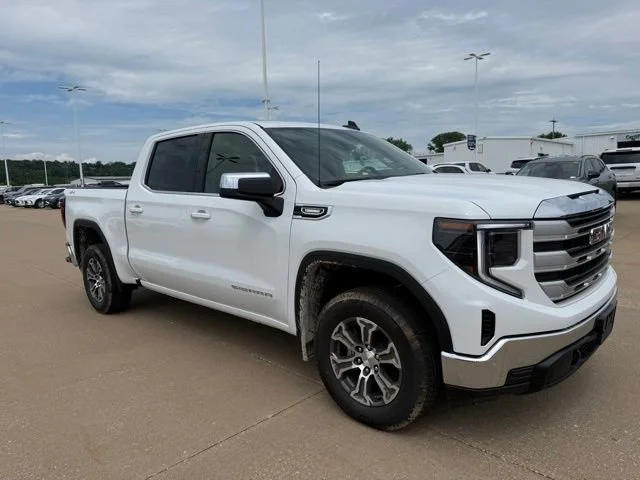 2026 GMC Sierra 4WD Crew Cab Standard Box SLE's photo