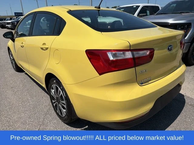 Used 2016 Yellow Kia LX image 8