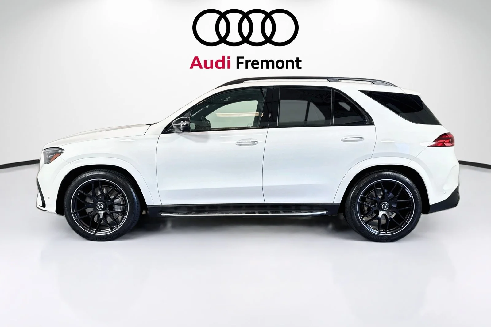 Used 2024 Polar White Mercedes-Benz AMG® GLE 53 image 1