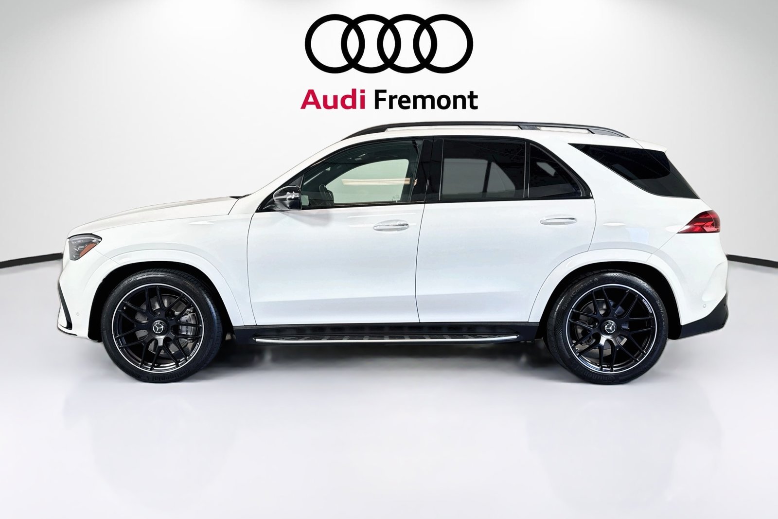 Used 2024 Polar White Mercedes-Benz AMG® GLE 53 image 1