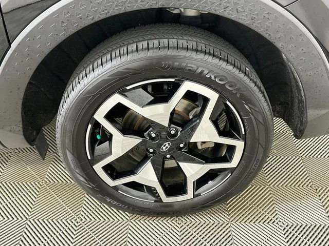 Certified Used 2022 Black Hyundai Limited image 22