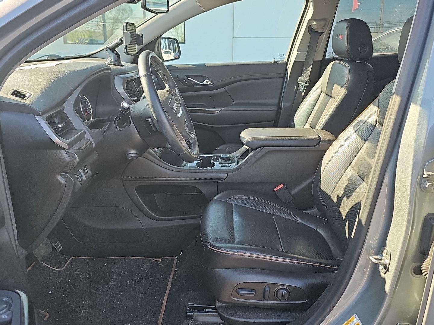 Used 2023 Sterling Metallic GMC AT4 image 7
