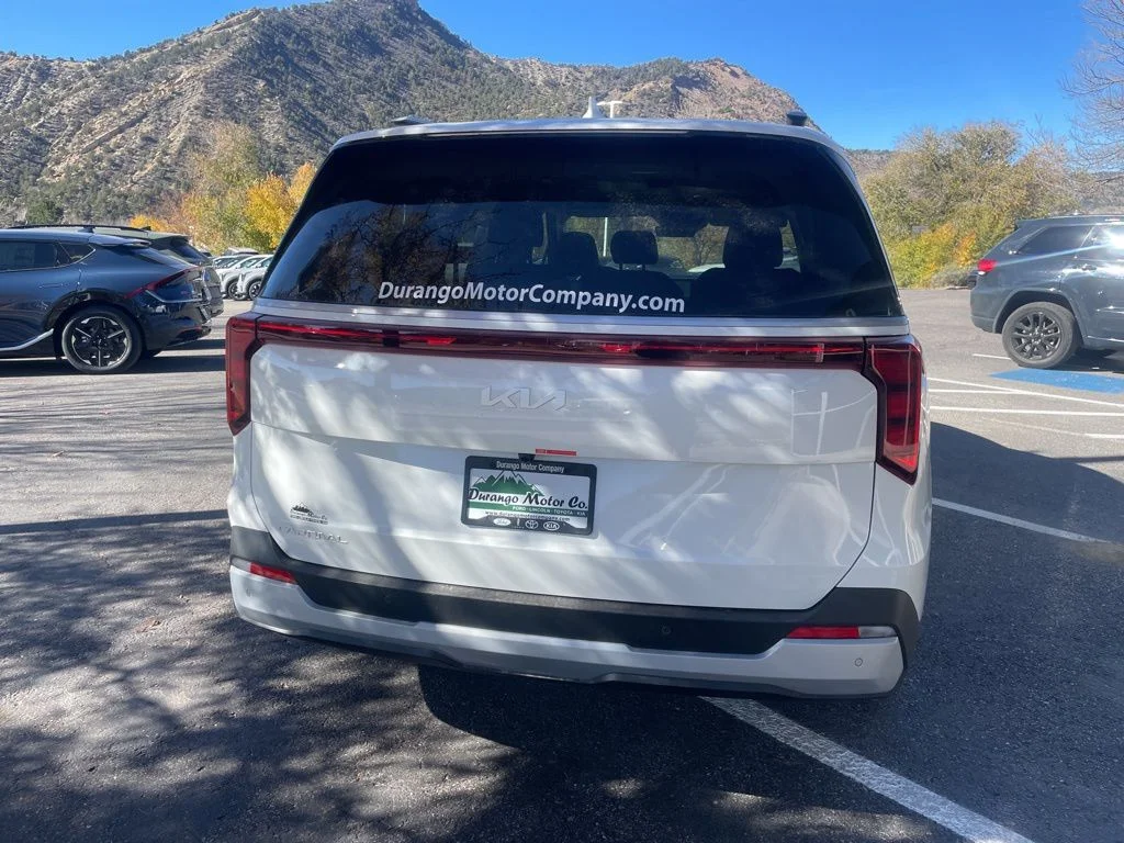 2026 Kia Carnival EX - Photo 6