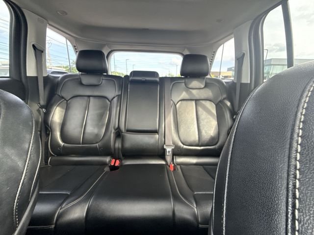 Used 2023 Black Jeep Limited image 22