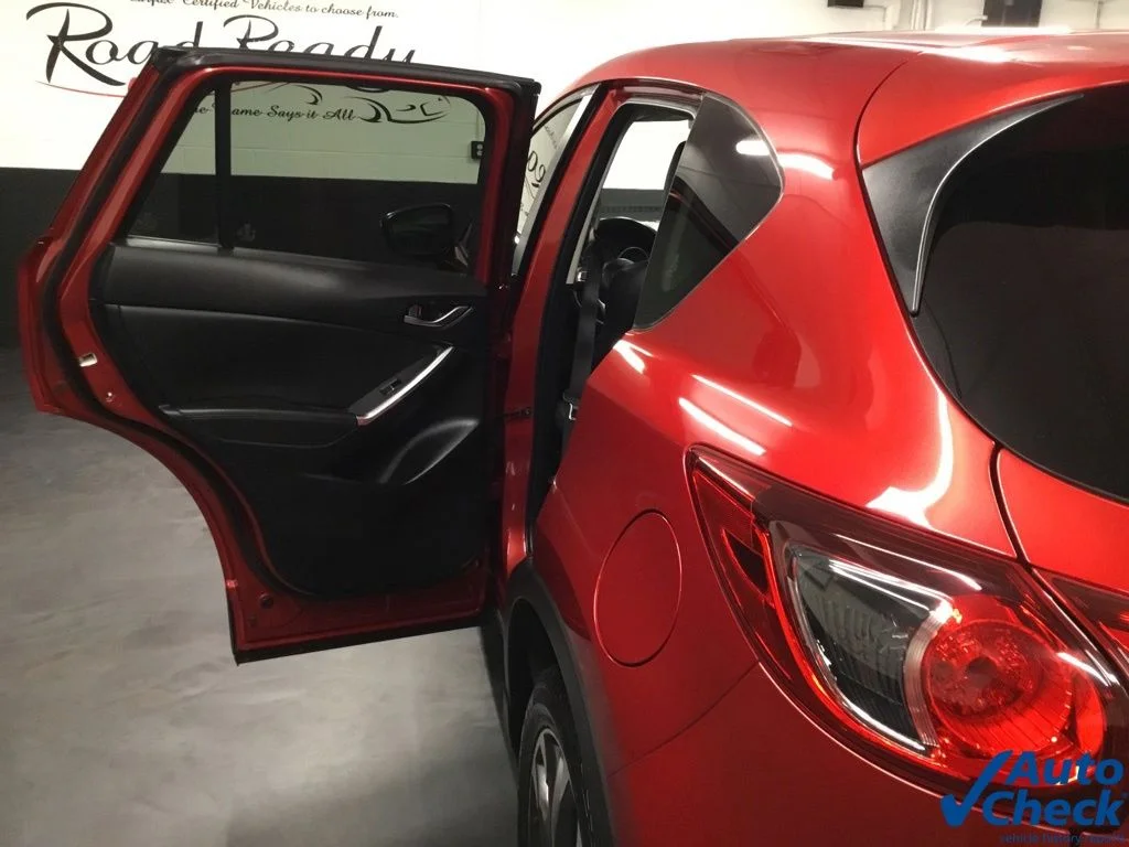 Used 2016 Red Mazda Grand Touring image 27