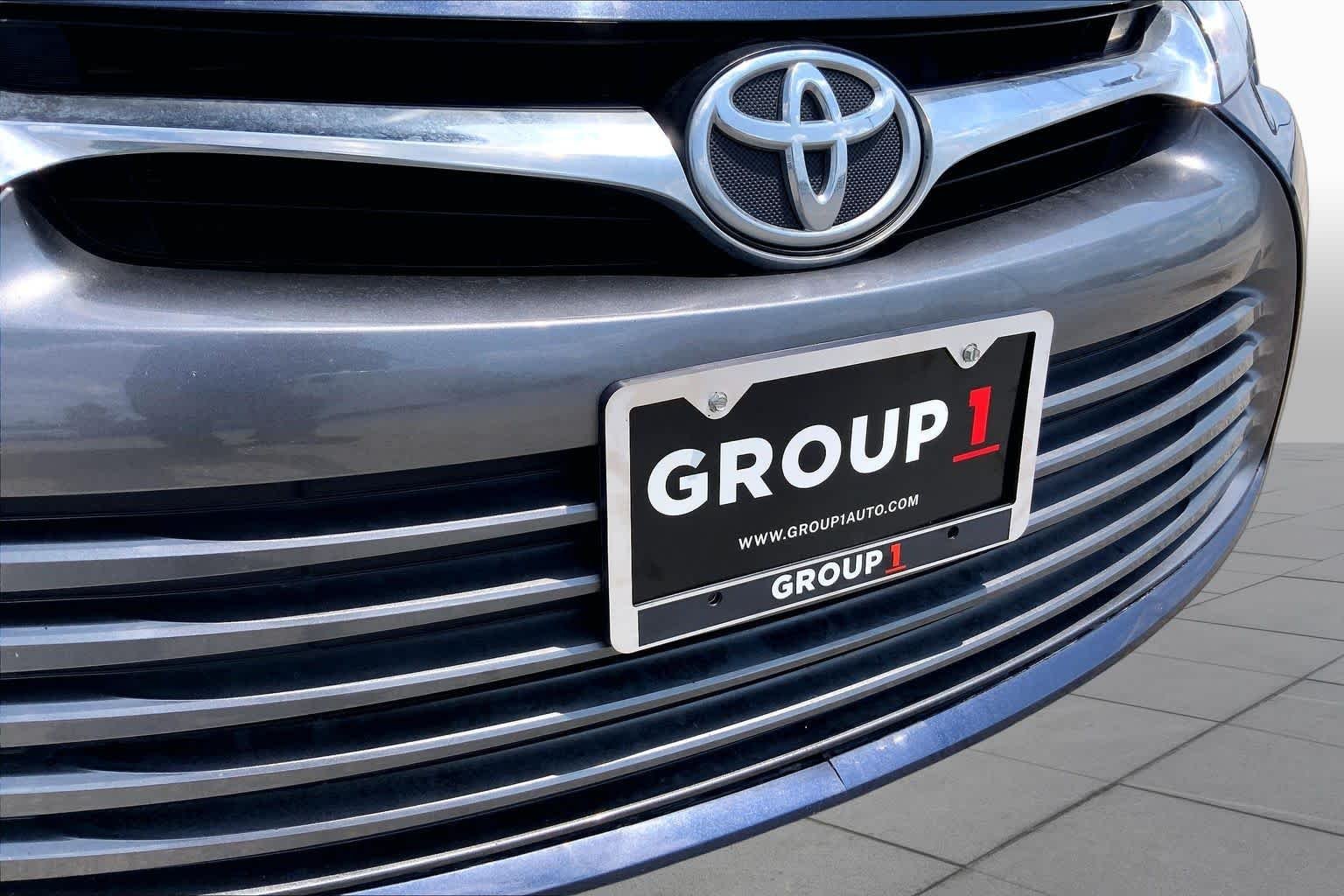Used 2016 Parisian Night Pearl Toyota LE image 29