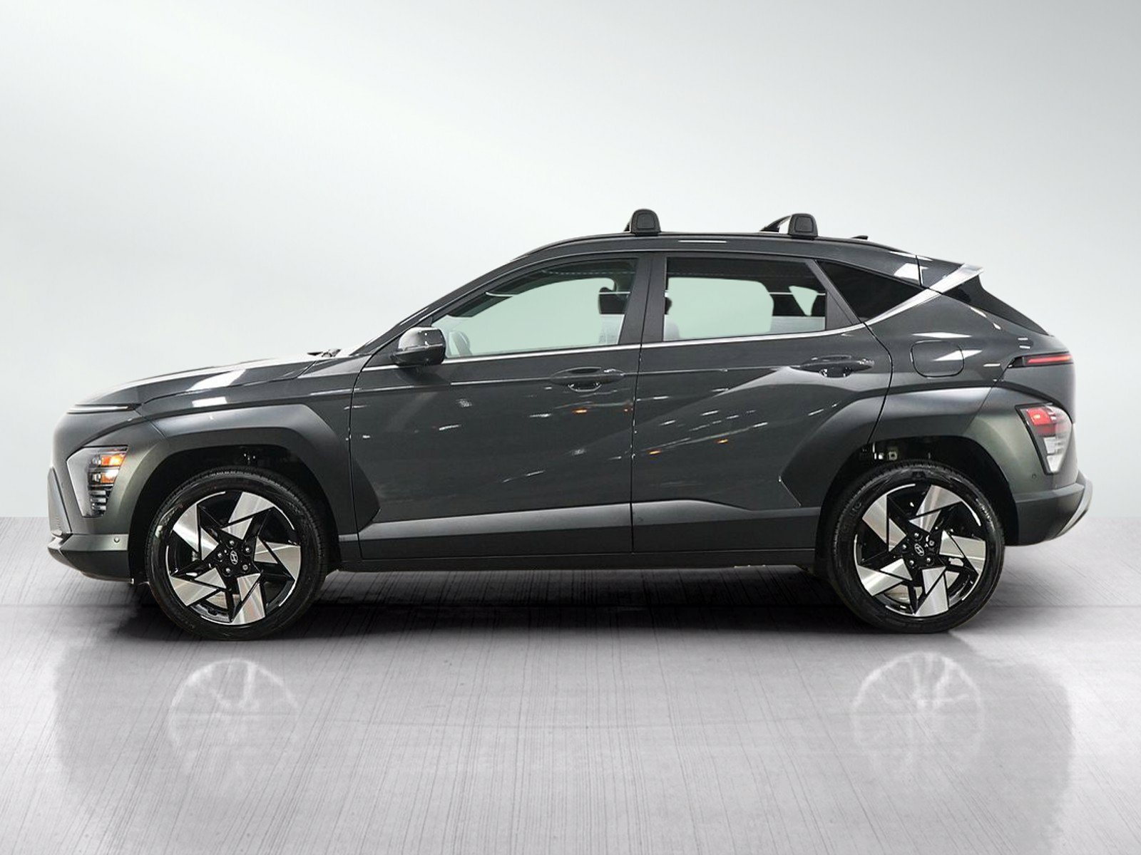 Certified 2025 Hyundai Kona Limited with VIN KM8HECA31SU209057 for sale in Minneapolis, Minnesota