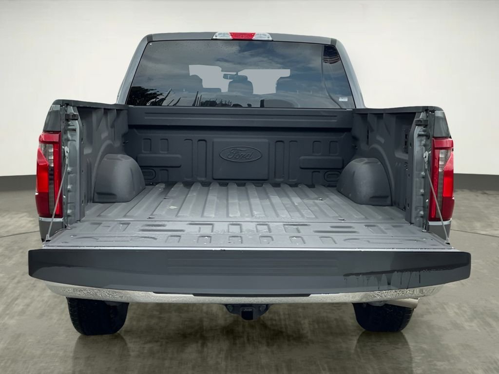 Used 2025 Gray Ford XLT image 14