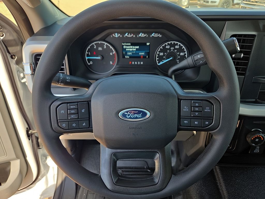 New 2026 White Ford F350 4X4 CREW/C image 21