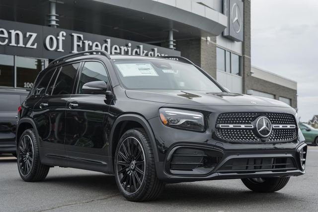 2026 Mercedes-Benz GLB GLB 250 4MATIC's photo