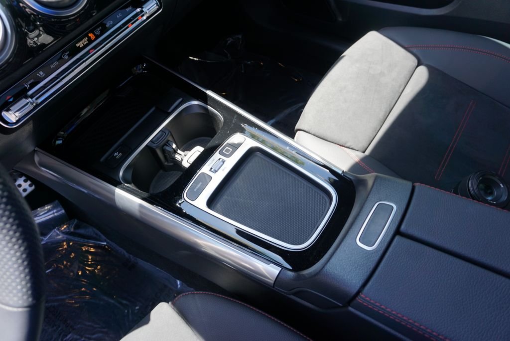 Certified Used 2026  Mercedes-Benz GLA 250 image 35