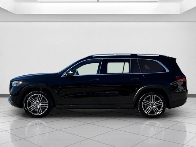 Certified Used 2025 Black Mercedes-Benz GLS 450 image 5