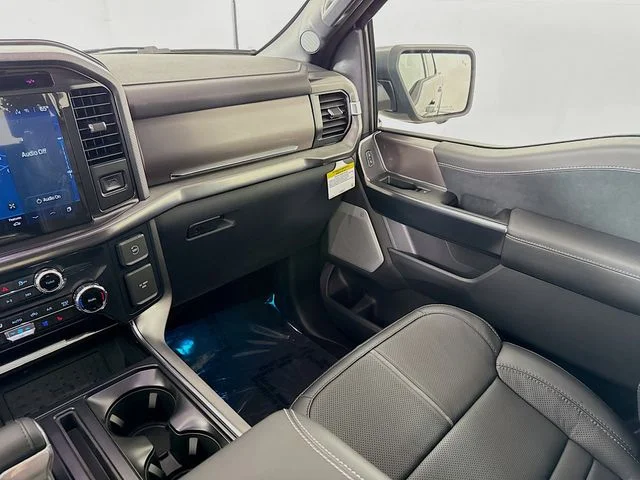 New 2026 Carbonized Gray Metallic Ford Platinum image 25