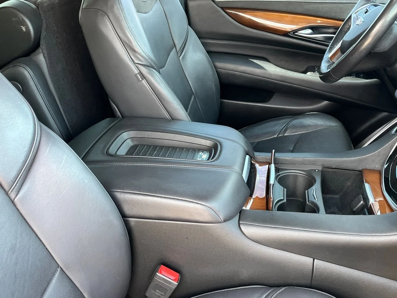 Used 2020 Red Passion Tintcoat Cadillac Luxury image 10