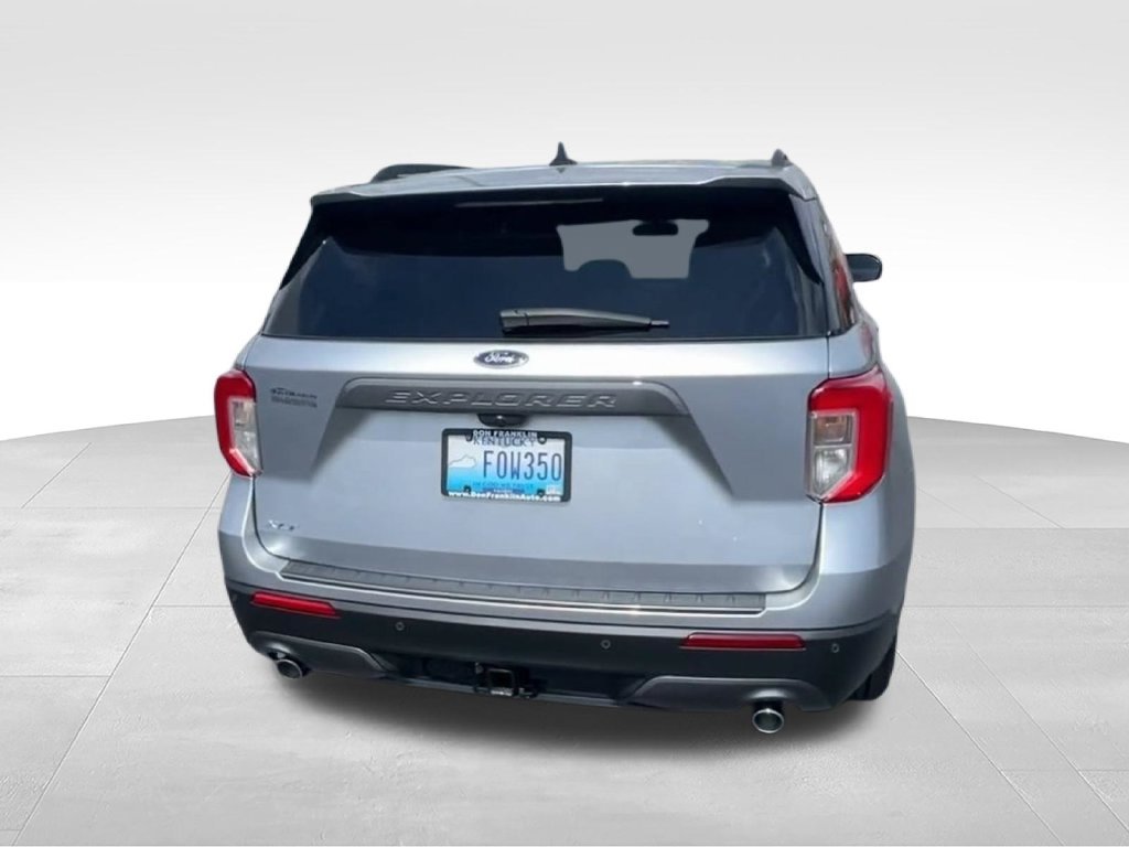 Used 2021 Silver Ford XLT image 7