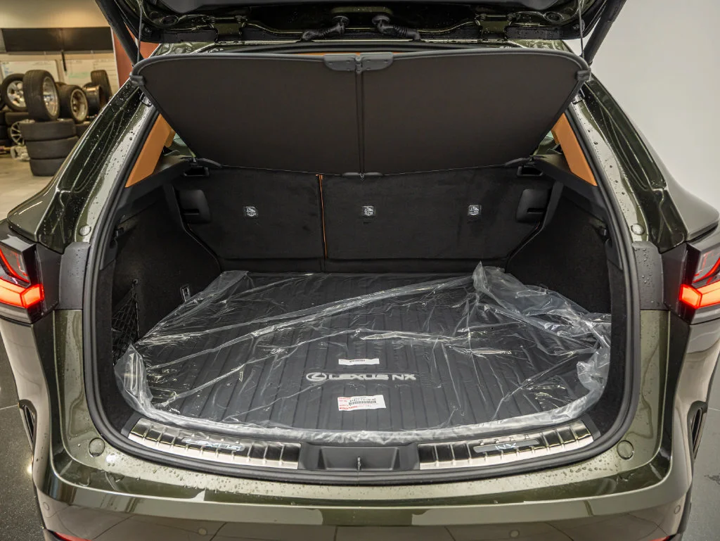 New 2026 Nori Green Pearl Lexus LUXURY AWD image 37