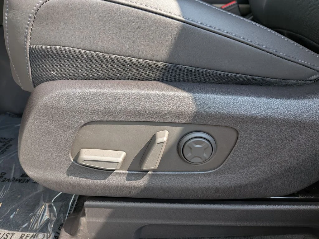 2026 Kia Carnival LXS - Photo 14